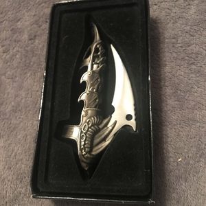 DRAGON CLAW FANTASY KNIFE